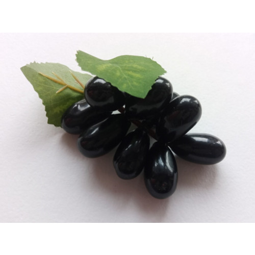 Гроздь (мелкая) винограда чёрного